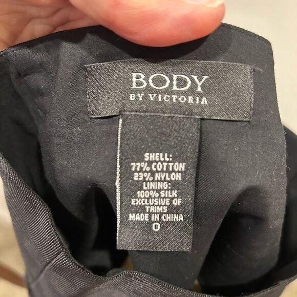 Body By Victoria Long Lace Pencil Skirt Size 0 EUC - Picture 5 of 11